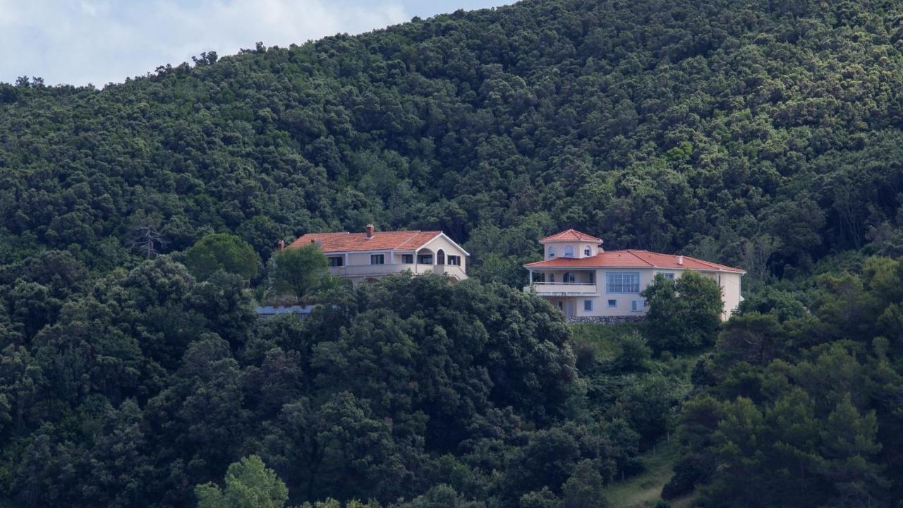 Apartments Dedic سوبيتارسكا دراغا المظهر الخارجي الصورة